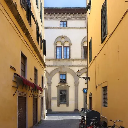 Corte Campana * Lucca